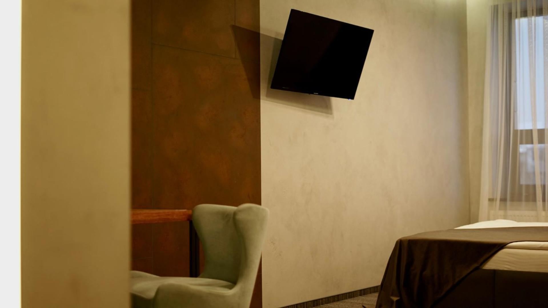 Mojo Hall Hotel Луцьк Екстер'єр фото