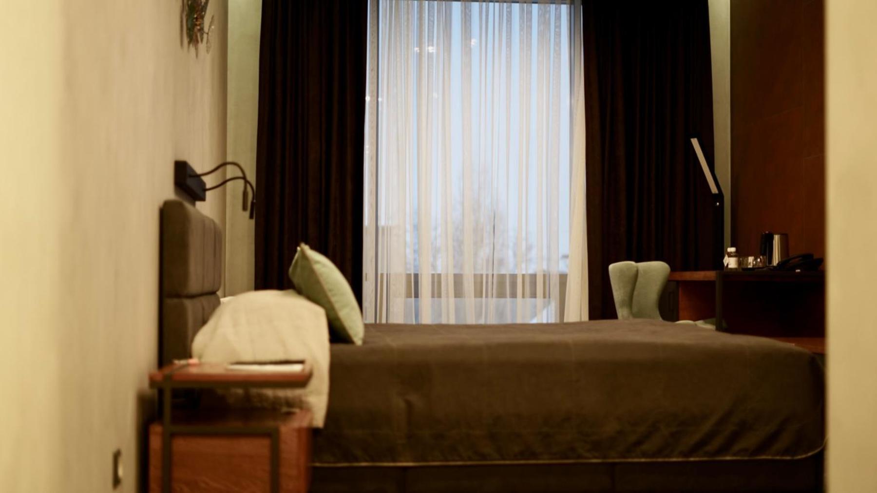 Mojo Hall Hotel Луцьк Екстер'єр фото