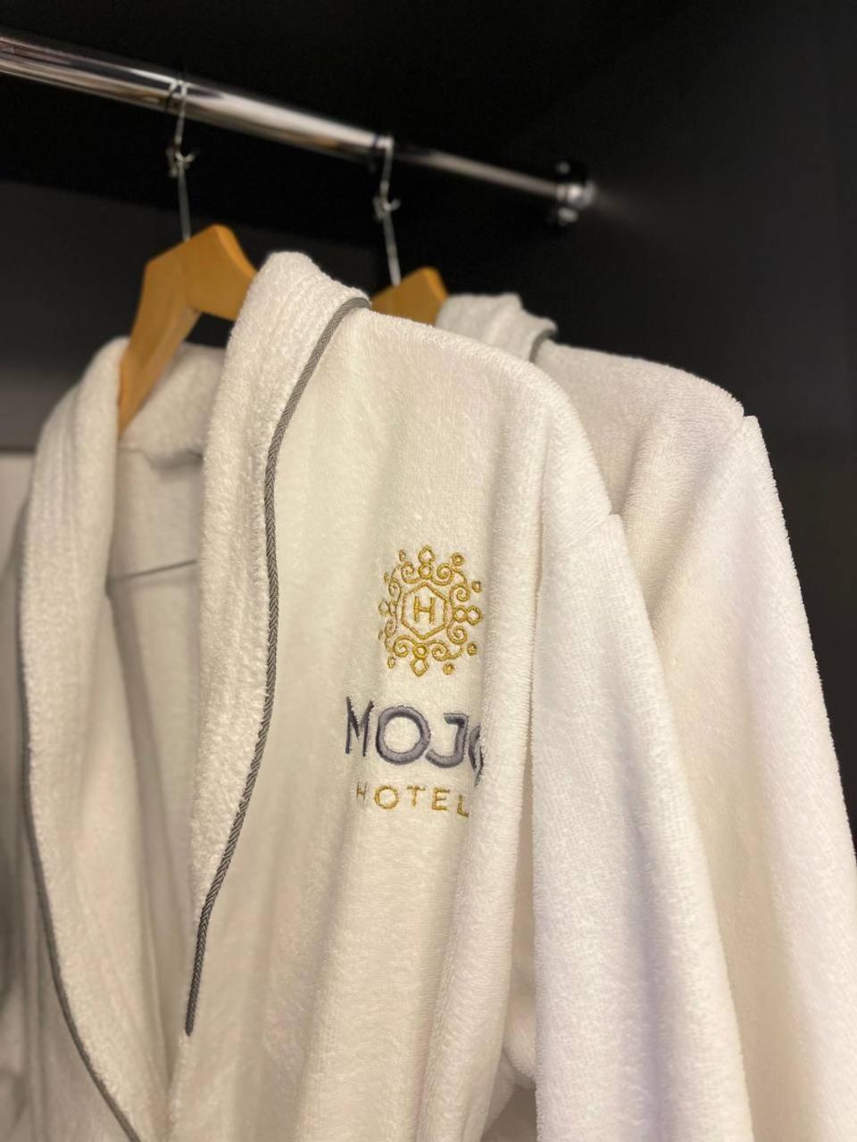 Mojo Hall Hotel Луцьк Екстер'єр фото